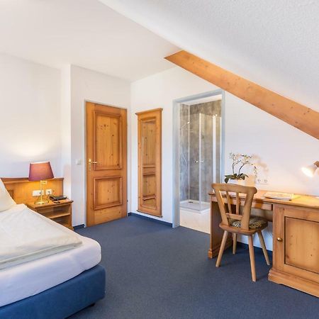 Hotel Garni Noeserlgut Λιντς Εξωτερικό φωτογραφία