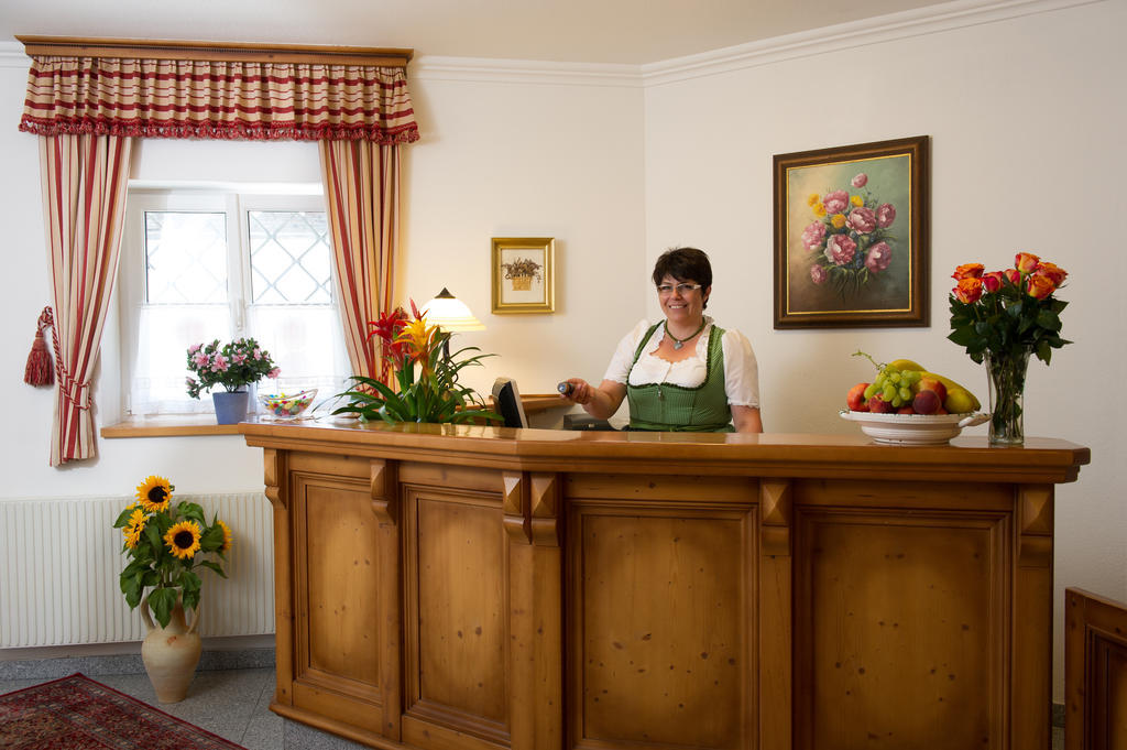 Hotel Garni Noeserlgut Λιντς Εξωτερικό φωτογραφία