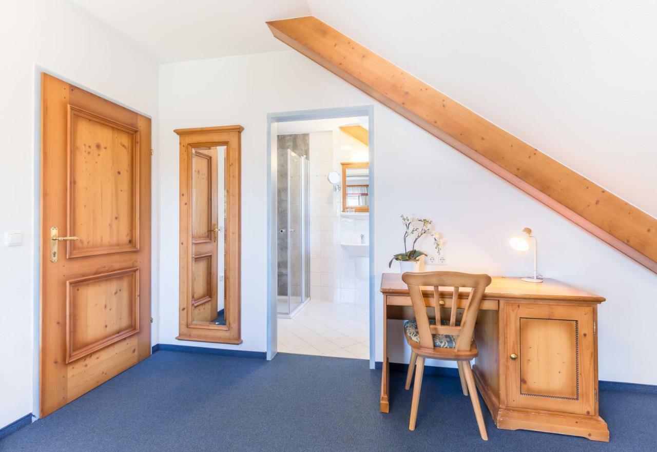 Hotel Garni Noeserlgut Λιντς Εξωτερικό φωτογραφία